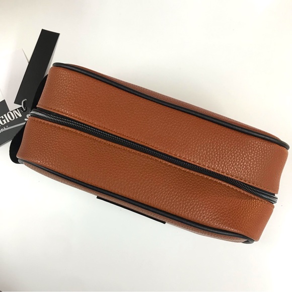 🔥SUPER SALE PRICE FIRM🔥 TRUE RELIGION 🧡 Titan travel bag - Picture 4 of 15